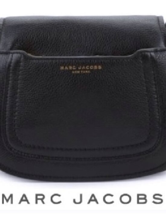 Marc Jacobs Handbags - $349 Auth MARC JACOBS Pebbled Leather Shoulder Bag Crossbody Excellent